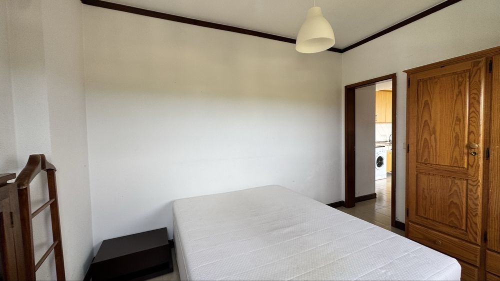 Excelente T1 com Vista de Mar em Santo António da Caparica! T1 Mobilado e Equipado