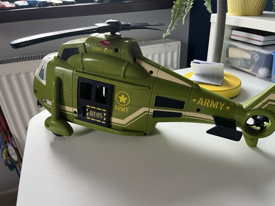 Helikopter na baterie