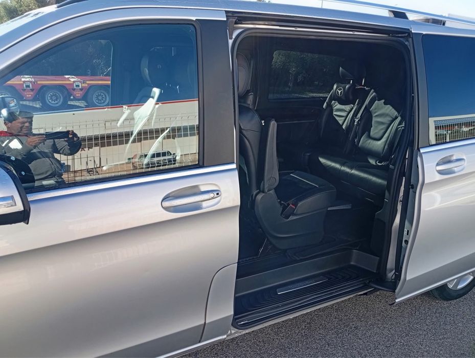 Mercedes-Benz V220 Cdi Longo Avantgarde Aut.