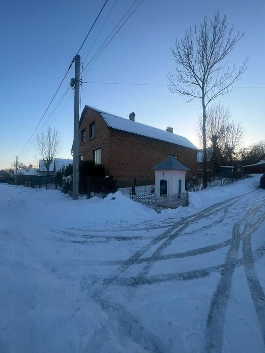 Продаж цегляного будинку в с. Вовчищовичі