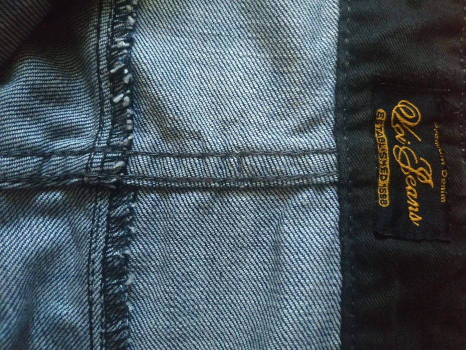 Продам мужские джинсы voi jeans