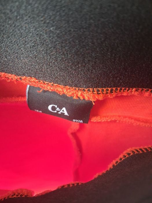 Дитячі шорти C&A (9 років)