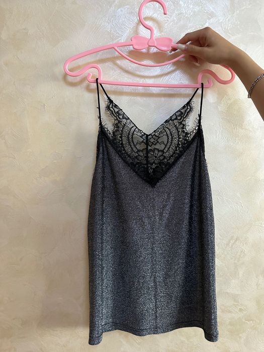 Продам жіночу футболку