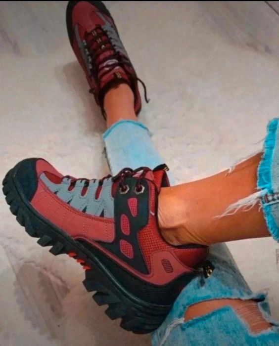 Nowe buty trekkingowe turystyczne rozmiar 37 damskie