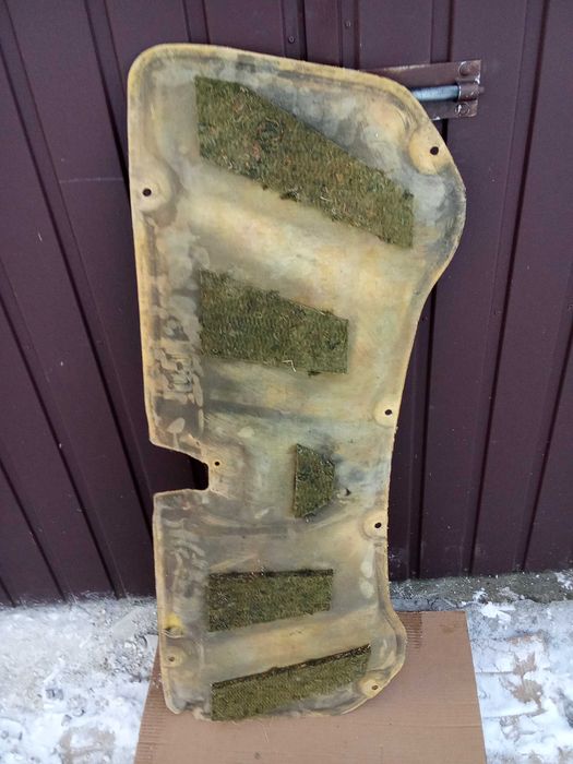 Toyota Auris II 13-18 wygłuszenie maski orginal