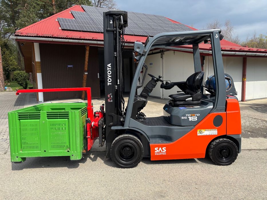 Toyota wózek widłowy 8FGF18 GWARANCJA LPG triplex OBROTNICA 49990 NETTO  8FGF18 sprowadzony 1,8T GWARANCJA! OBROTNICA nie 8FGF15