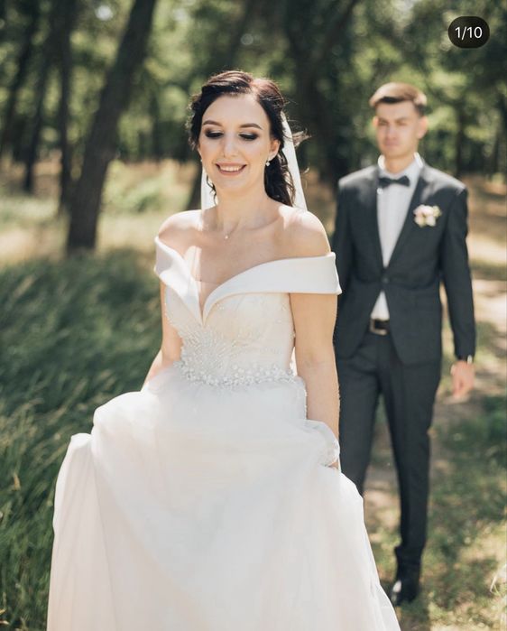 Весільня сукня, шила на замовлення