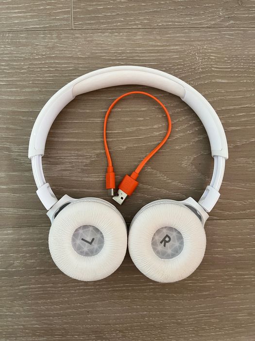 Słuchawki bezprzewodowe JBL TUNE 510BT Biały