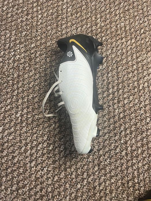 Копки Nike Phantom Gx