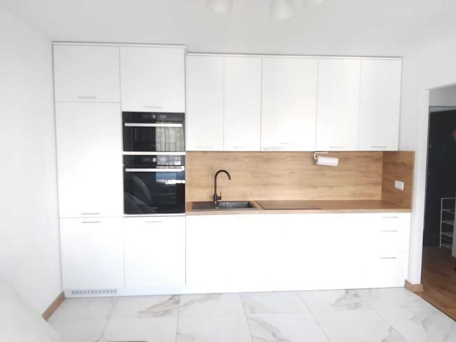 Odległa, 4-pokojowe, 60m2, II piętro, Loggia, Klimatyzacja