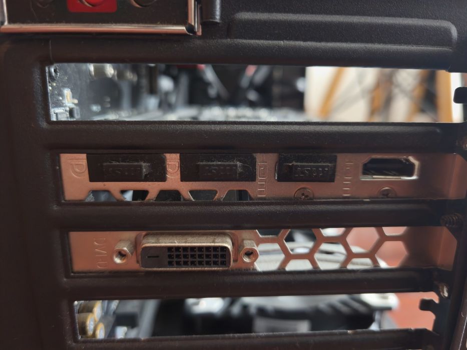 Placa Gráfica MSI GeForce GTX 1060 ARMOR OCV1 6G