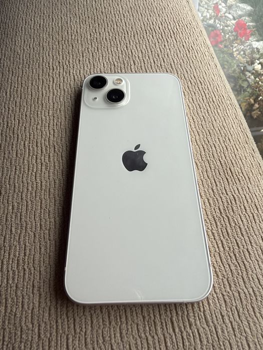 I phone 13 Bialy