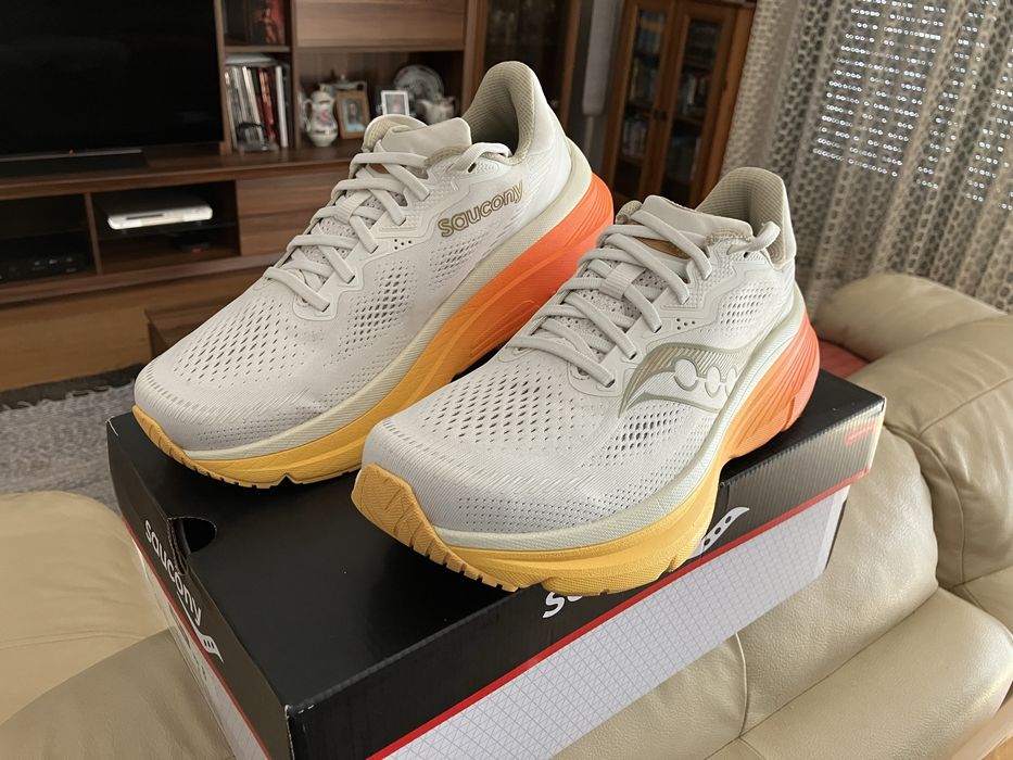 Saucony Guide 19  Branco / Laranja | Tam. 41 | C/ Novos
