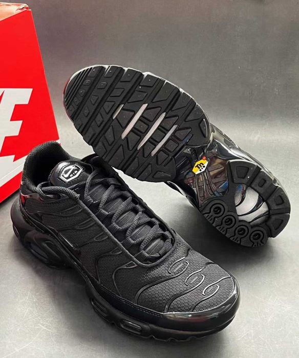 Nike_Air_Max_TN_Plus_Black R..42