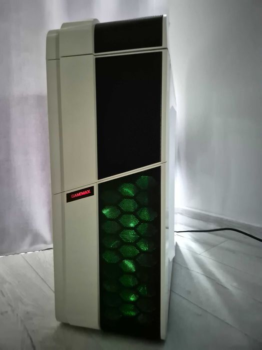 ATX корпус Gamemax G536 White (3x120mm FAN)