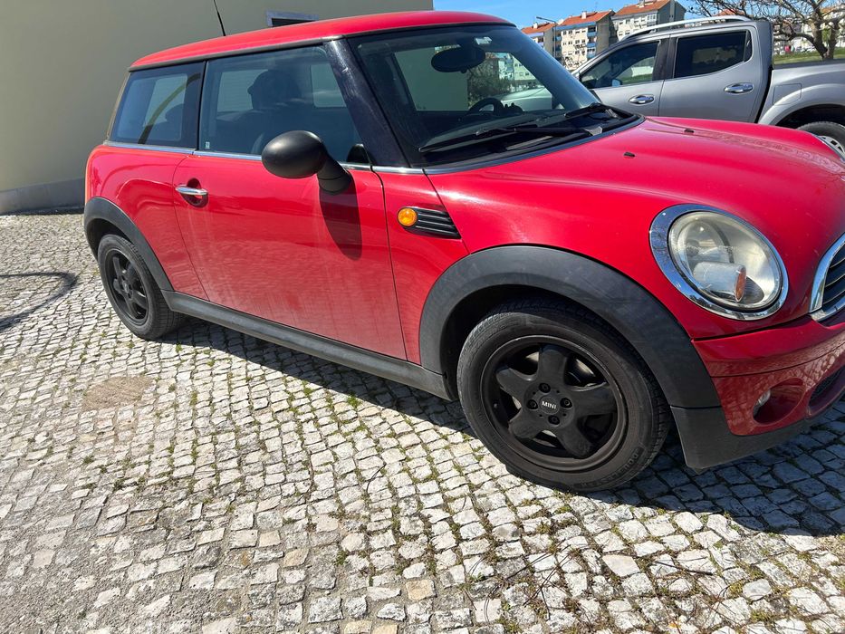 Mini One 1.4 Gasolina – 155.000 km – Vermelho Mini
