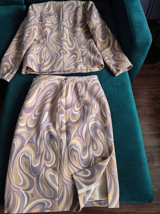 Sprzedam kostium damski r. 38