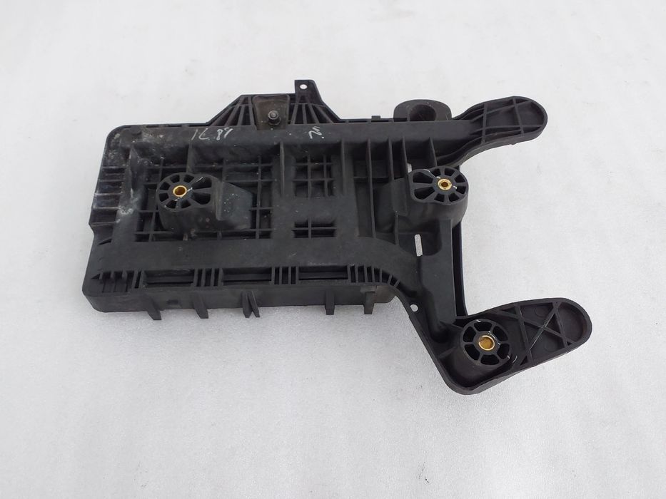 Base / caixa da bateria VOLKSWAGEN Golf V Variant (1K5)