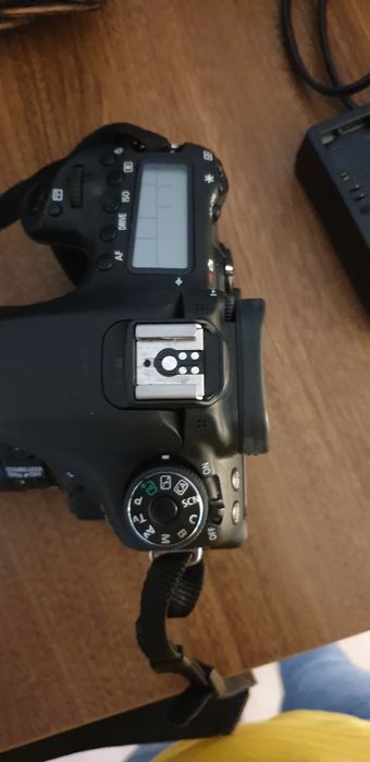 Canon Eos 70d : body obiektyw ładowarka torba wodoodporna