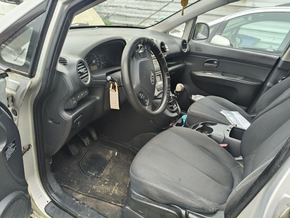 Kia carens 2.0 ano 2008 CRDI SO PEÇAS