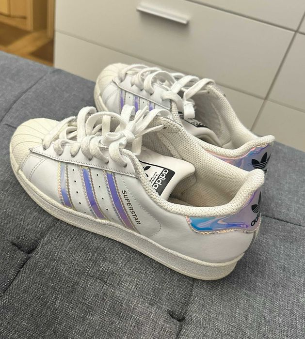 Ténis Adidas Superstar (mulher)