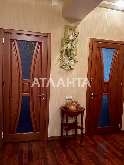 Хозяйский дом в Лесках, ул. Садовая. Ракушняк. Мебель. Техника.