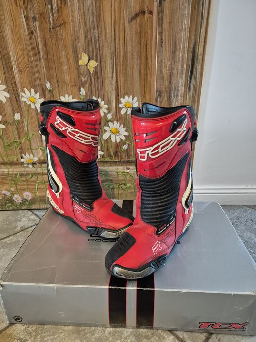 Buty TCX 43 czerwone