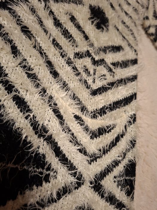 Kardigan włochaty bez wad