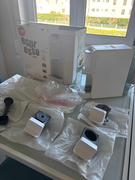 Máquina café Yammi 4 em 1