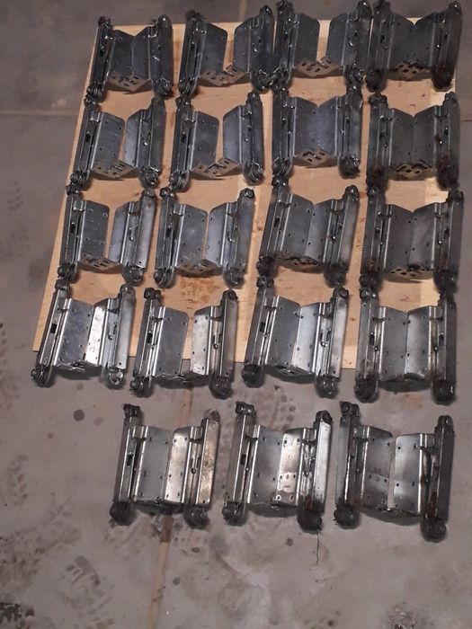 Dolne uchwyty panela ,brama segmentowa,uchwyt panela, Hormann