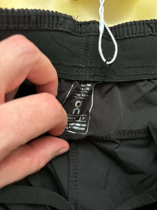 Spodenki treningowe On Running