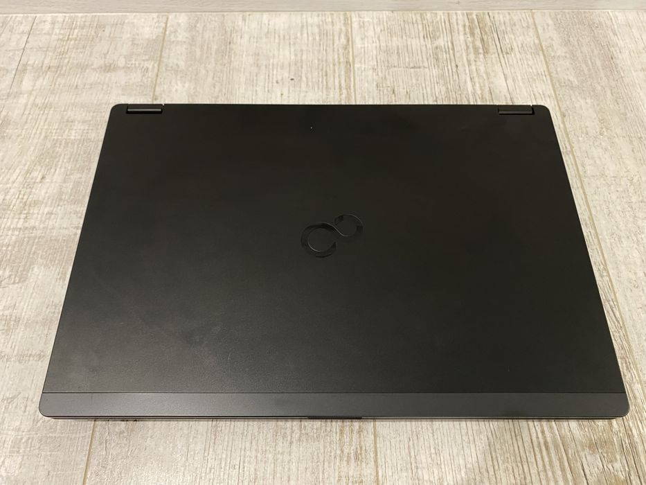 Ноутбук Fujitsu Celsius H7510 i7-10850H/16DDR4/512SSD/Nvidia T1000