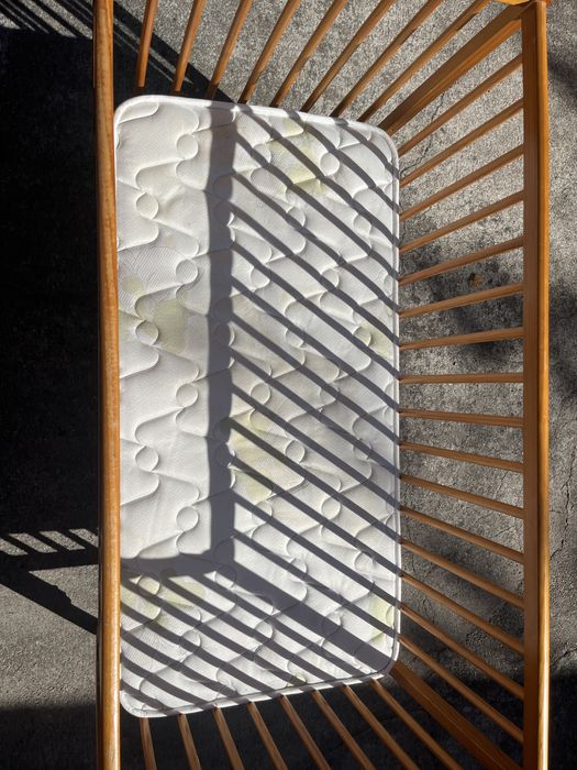 Berço com colechão