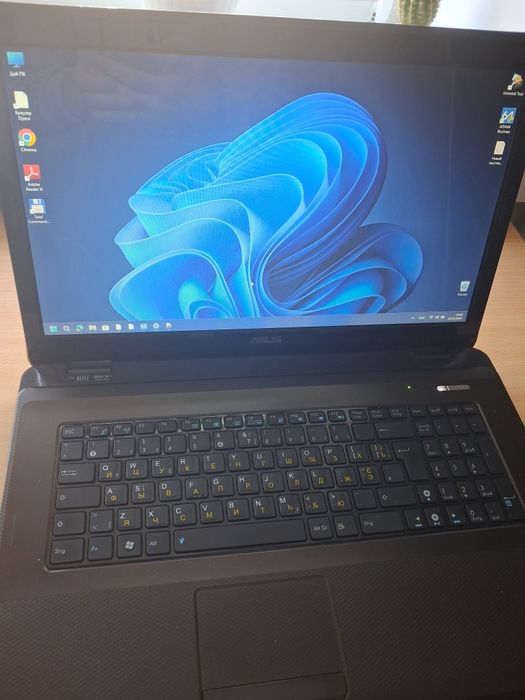 Ноутбук ASUS K72JR