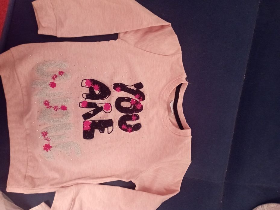 Дитячі речі на дівчинку