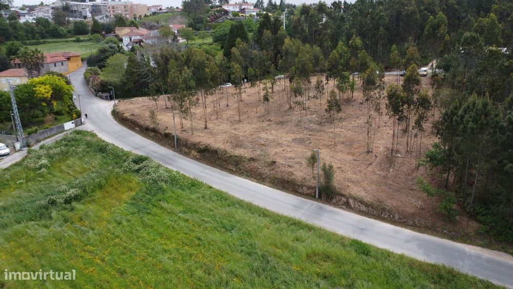 Terreno com 1190m² em Olival — Sandim, Olival, Lever E Crestuma, Porto