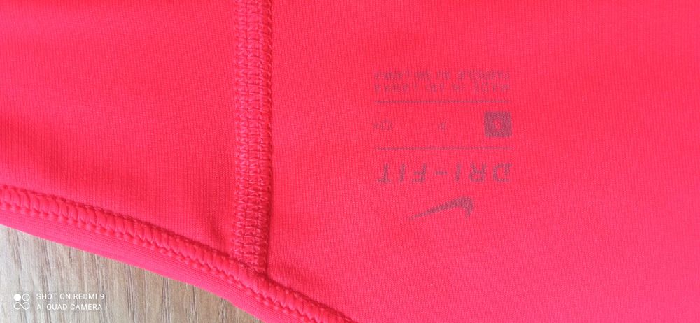 Top sportowy Nike