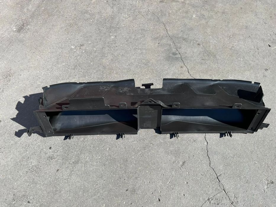 FORD FOCUS IV DEFLECTOR AR INTERCOOLER - Z562