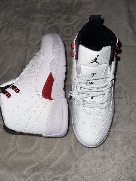 Jordan 12 retro branco
