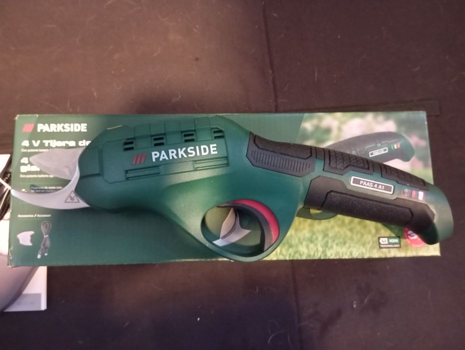 Tesoura de poda a bateria 4v Parkside