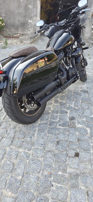 Harley davidson low rider st