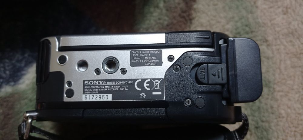 Видеокамера Sony продам или обменяю