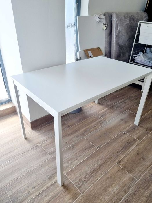 Mesa de jantar ou sala