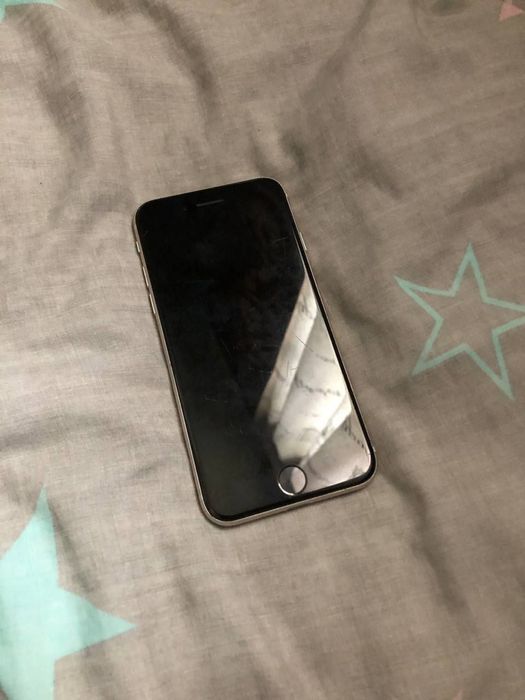 В продаже Iphone Se 3/2022