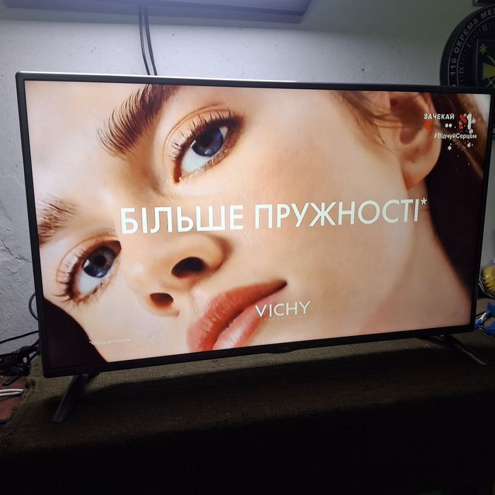 LG  42"  1 м 07 см,Т2 і S2 телевізор,  опт та роздріб