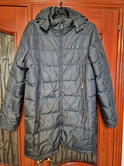 Продам чоловіче пальто , парку Braggart . Оригінал з Німеччини.