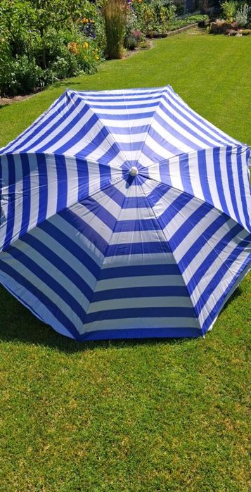 Materac jednoosobowy dmuchany + parasol plażowy