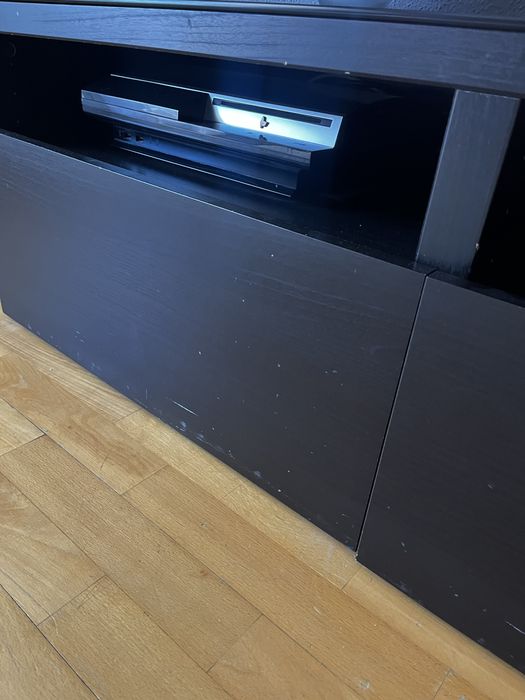 Movel ikea com vidro