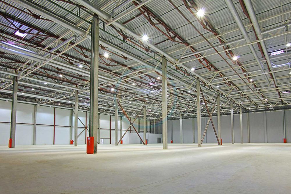 2000м2 готов левый берег. Или 10000 м2 по запросу класс А