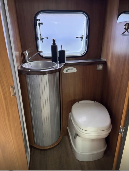 Kamper renault 7 osobowy alkowa katamarano Rimor camper